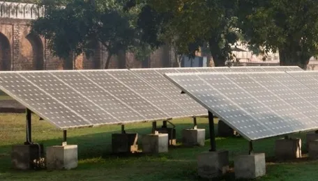 Analysis: India’s power-sector emissions flat for two years due to clean-energy surge 