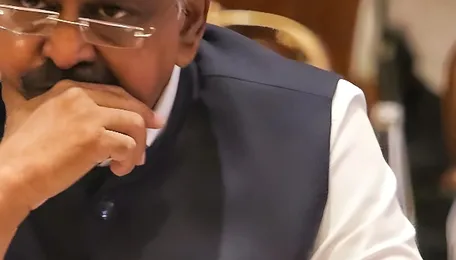 A.P. Finance Minister Keshav urges Union Minister Gadkari to build bypasses on NH-42 