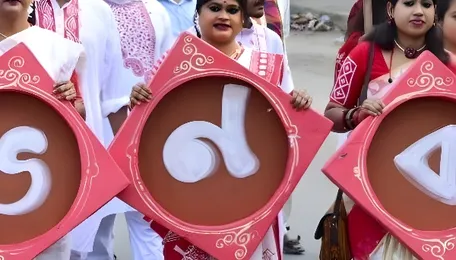 Kolkata LPG Shortage Impacts Poila Boishakh Celebrations