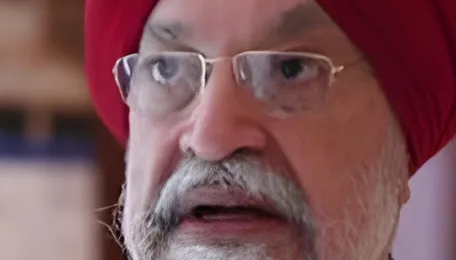 Oil Minister H S Puri on Two Day Visit to Qatar 