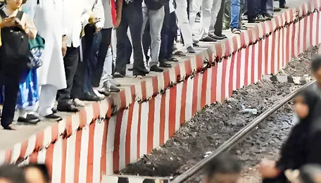 Mumbai Local Trains Approach One Crore Daily Riders