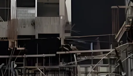 Pune Structural Failure Raises Safety Concerns