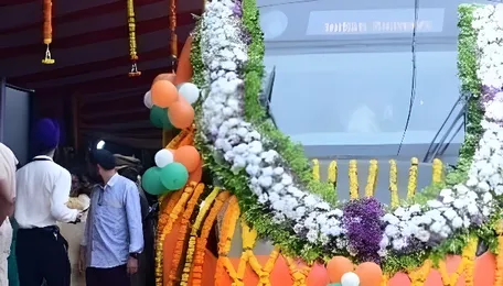 Surat Vande Bharat Upgrade Boosts Rail Capacity