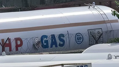 India speeds up gas pipeline projects amid LPG shortages 