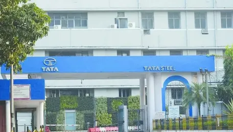 Jamshedpur: Tata Steel NS Grade Employees Confront Tata Workers' Union President Over Wage Revision Demands