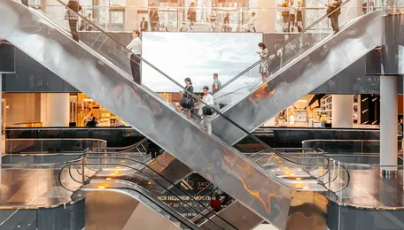 Delhi Metro Safety Campaign Targets Escalator Risks