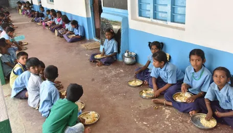 Madhya Pradesh school gets steel plates after children seen eating on newspapers