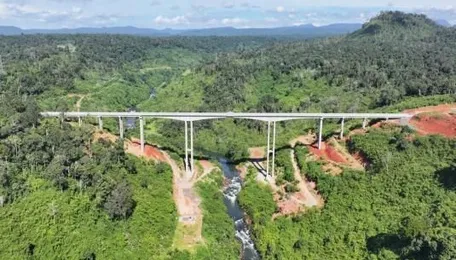 Cambodia opens 198.5-km NR10 highway built by CRBC