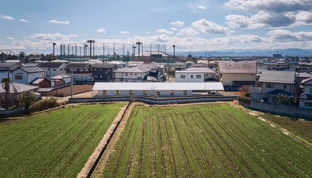Kraft Architects clads minimalist Japanese home with corrugated steel